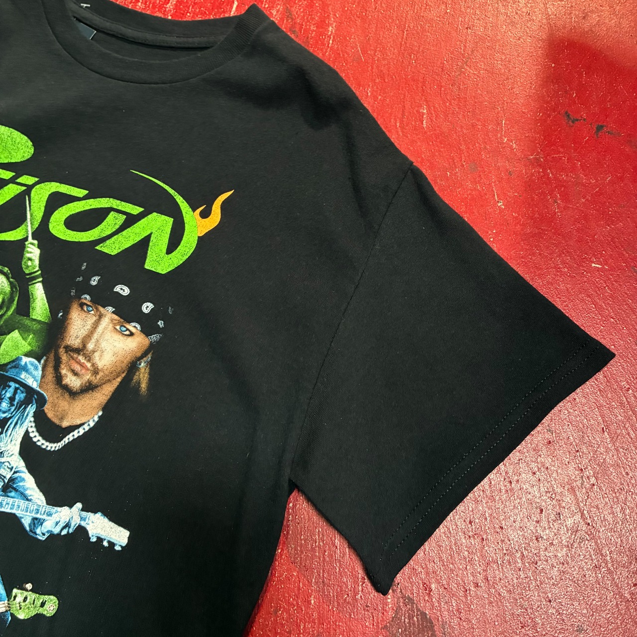 Poison バンドTシャツ　黒　ポイズン　ツアーTシャツ