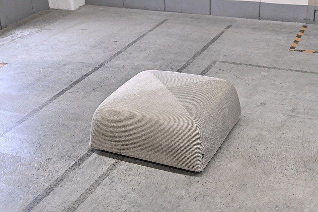 arflex/アルフレックス「PU/ピーユ」オットマンa 1人掛け スツール ファブリック フィット 腰掛け モダン シティー クッション性【中古家具/中古インテリア/USED家具ユーズド家具/リサイクル】