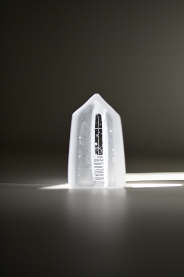 21  大窓がある教会