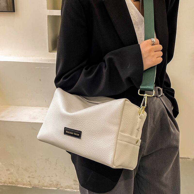 レザーオータム 秋物 Tiancai_Wing_Bag64489139548