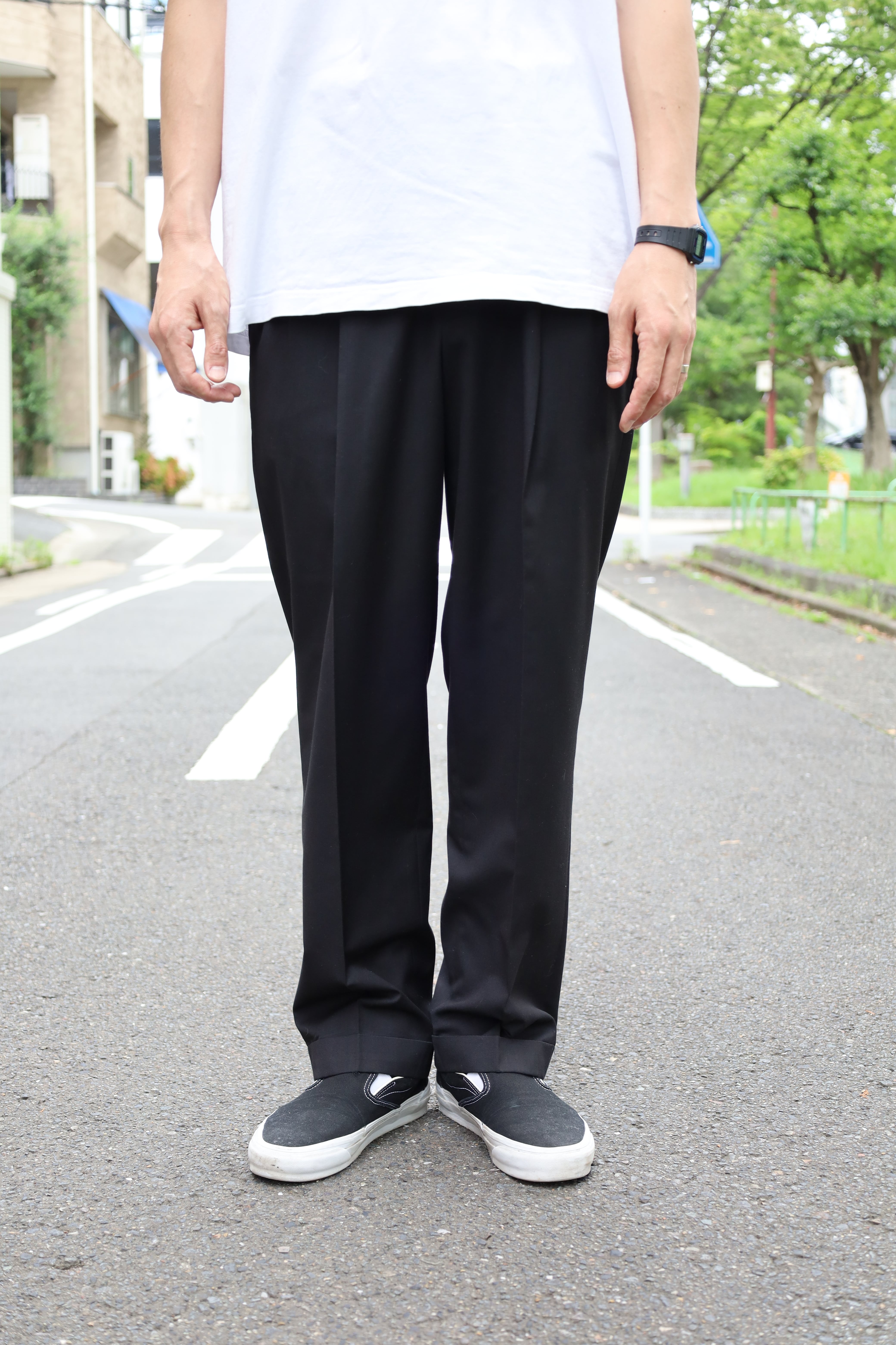 LOUIS RAPHAEL Tuck Slacks 