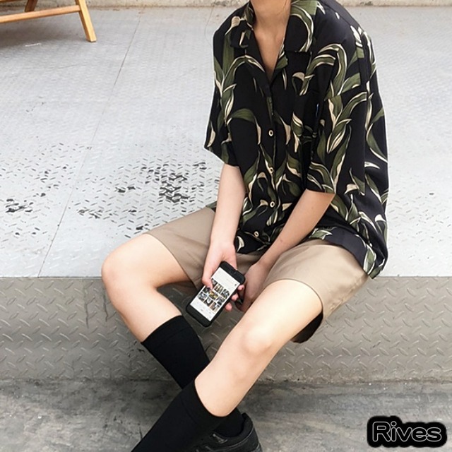 柄シャツ トップス ブラック 黒 夏 半袖 シャツ レディース オルチャン 古着 代 韓国ストリート 韓国ファッション ストリート系 リーブス 服 Rives カジュアル 韓国カジュアル ファッション アロハシャツ Rives