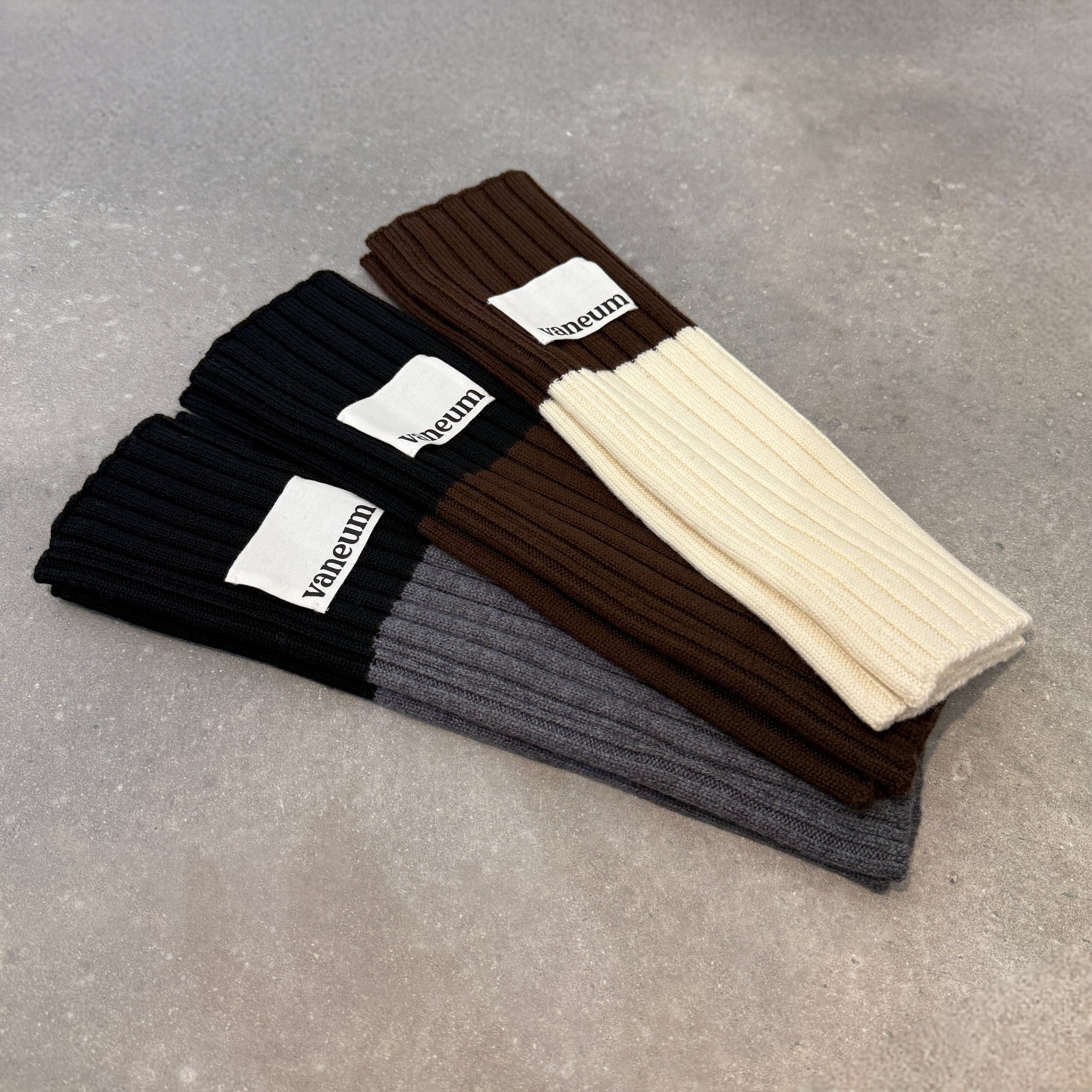 【限定店舗】エクストラファインメリノ配色アームウォーマー