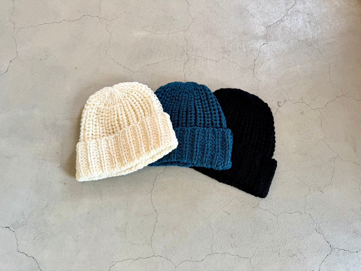 COMESANDGOES BIG KNIT | brownriver