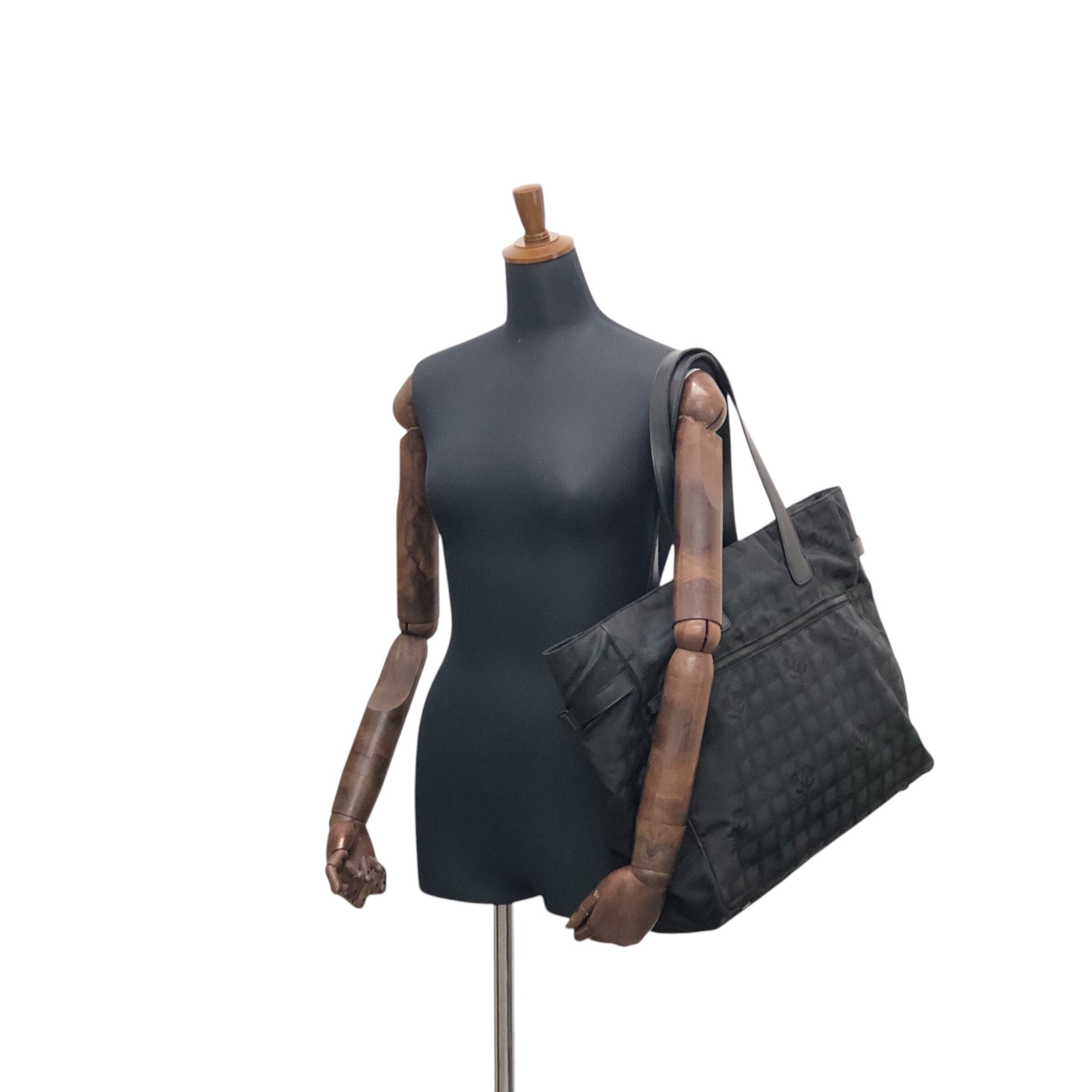 CHANEL シャネル トートバッグ ニュートラベルライン ヴィンテージ 黒 CHANEL（シャネル） トートバッグ ニュートラベルライン トートPM