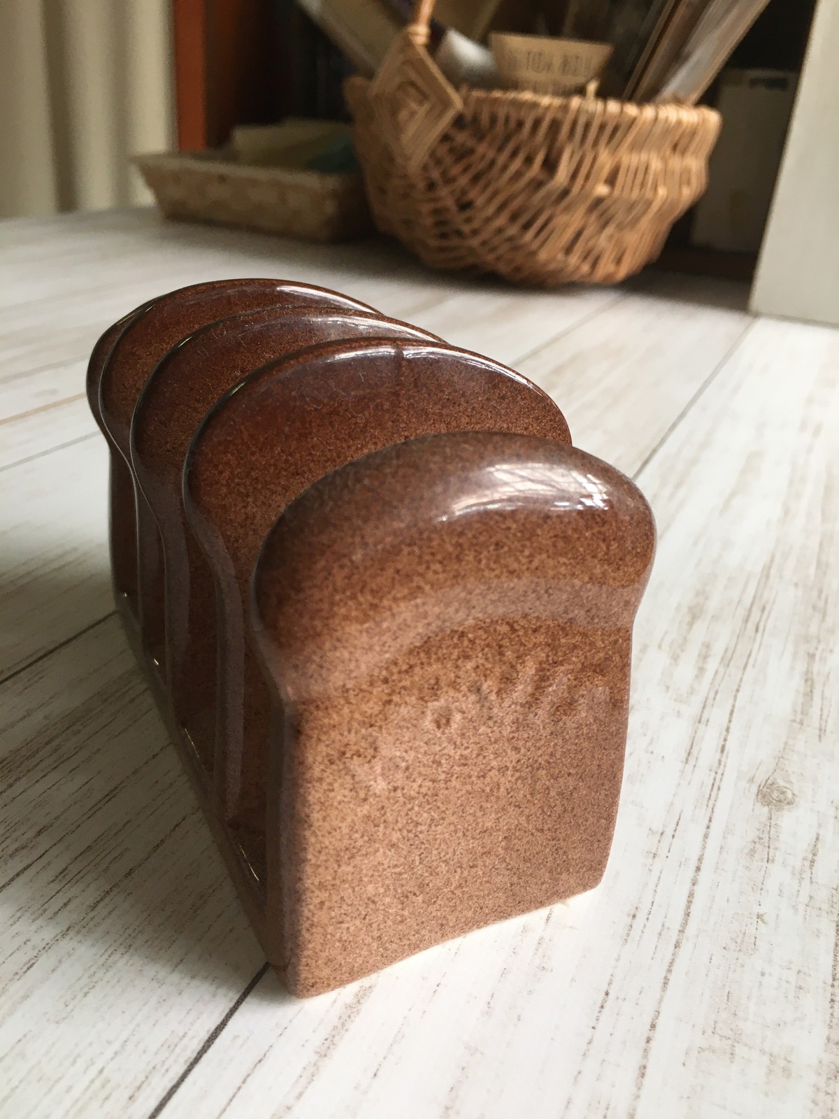 イギリスHOVIS陶器製トースト立て | 雑貨とラッピングPetitcadeux-tonton