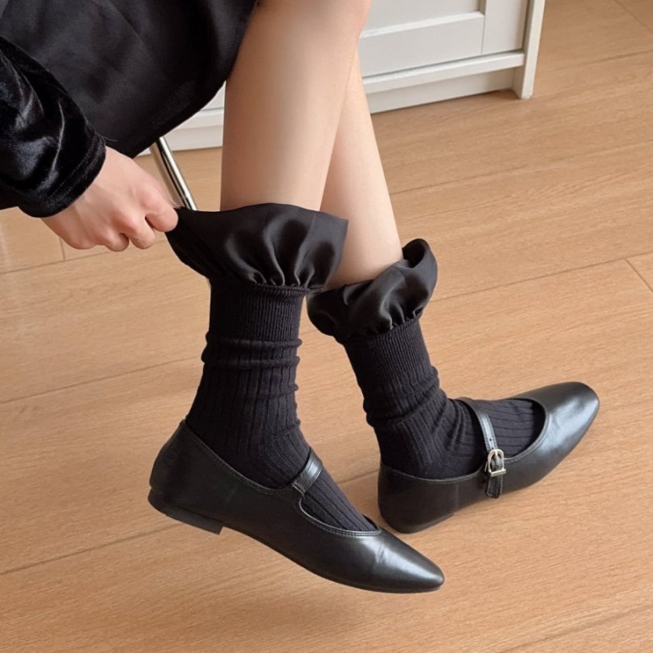 Ruffle Design Ribbed Ankle Socks 00743