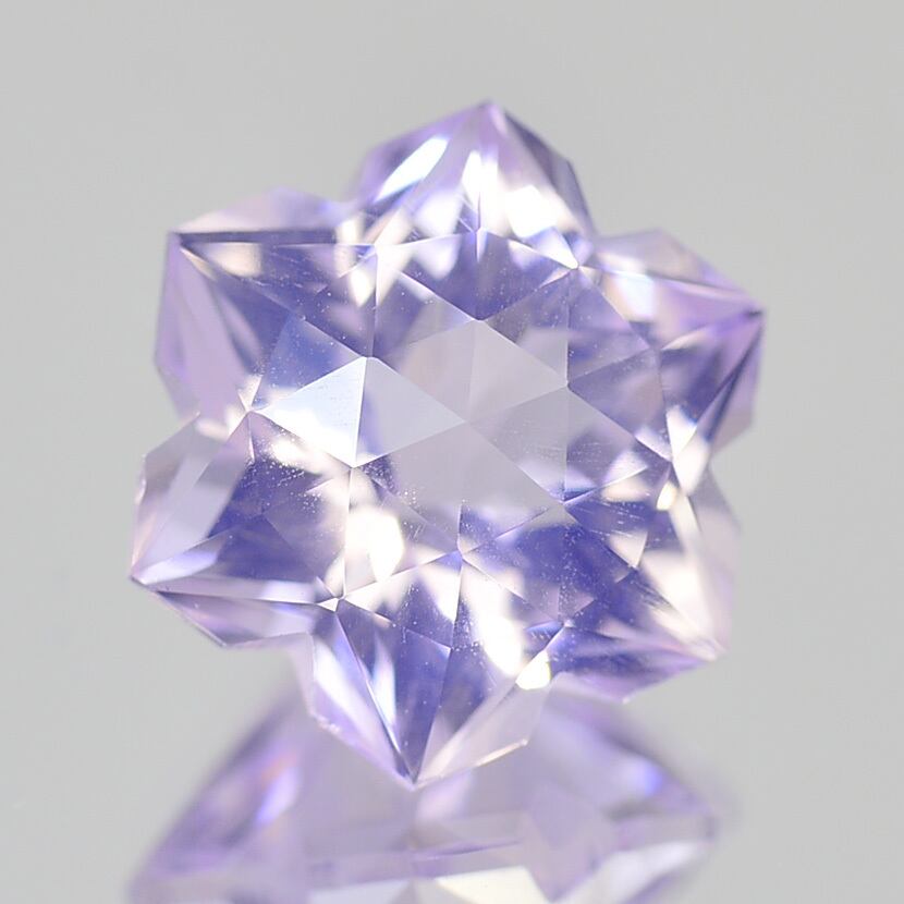 ラベンダーアメジスト 1.94ct ルース 特殊カット スノーカット-