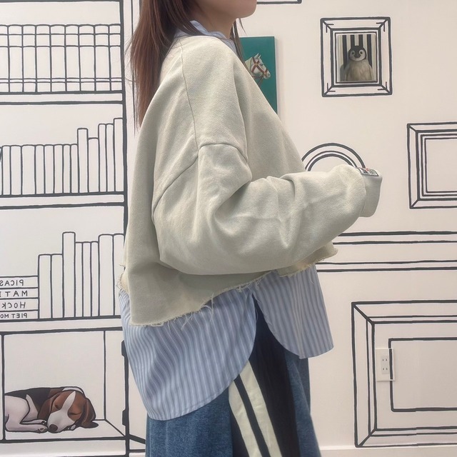 クロップド丈プルオーバー