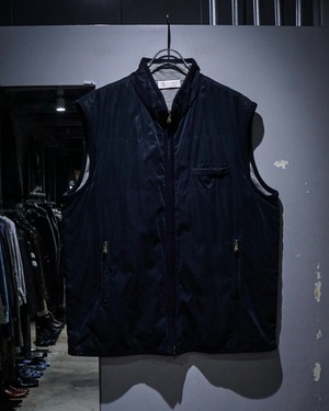 【add (C) vintage】“BRUNELLO CUCINELLI” Cashmere Lining Zip Up Vest