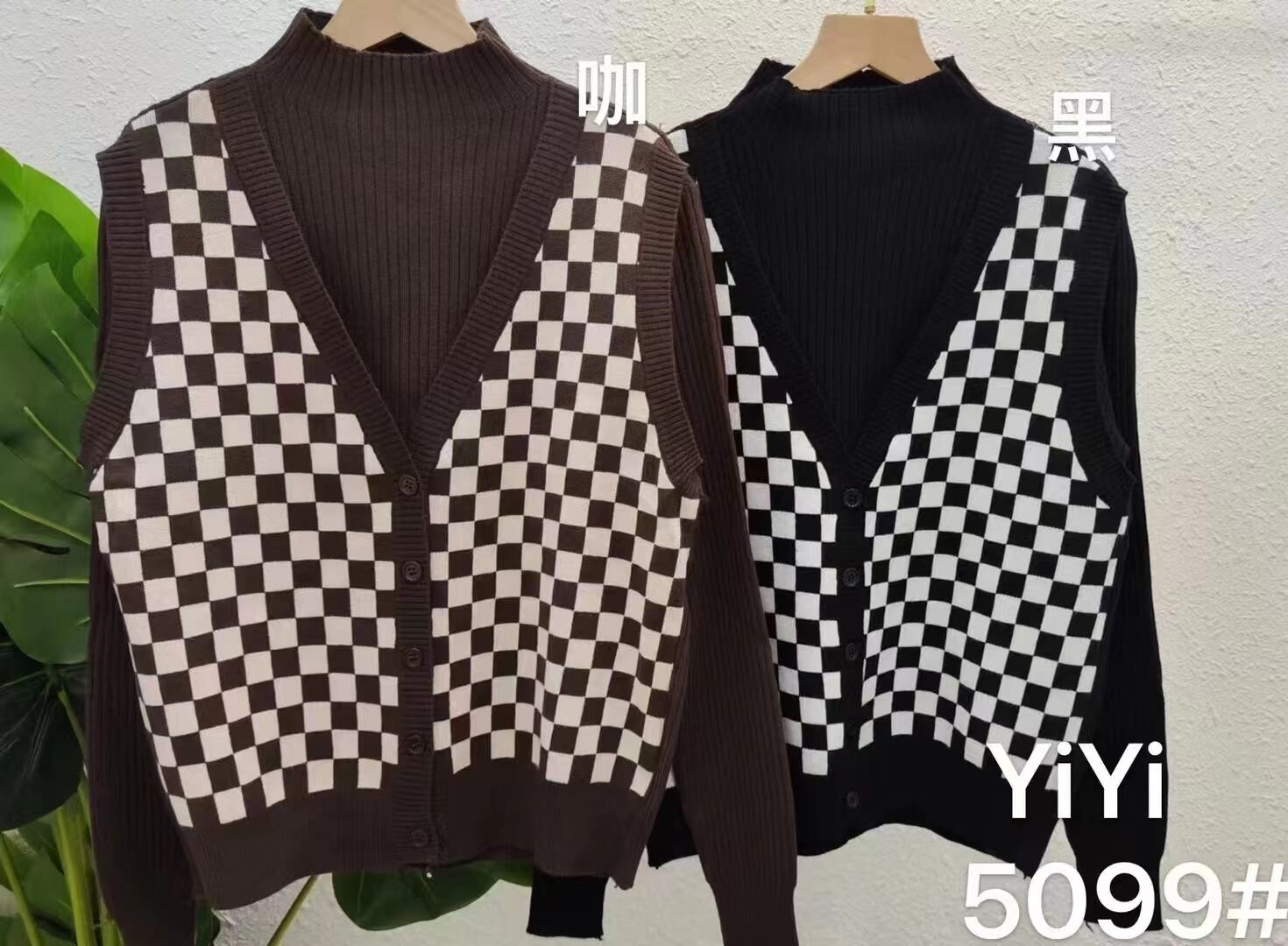 チェックベスト レイヤード風ニット　AJ111-5099/111-6158