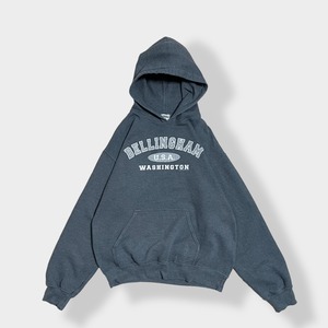 【GILDAN】 BELLINGHAM WASHINGTON パーカー フーディー hoodie プリント アーチロゴ スウェット トレーナー M US古着