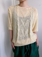 Half sleeve spring top