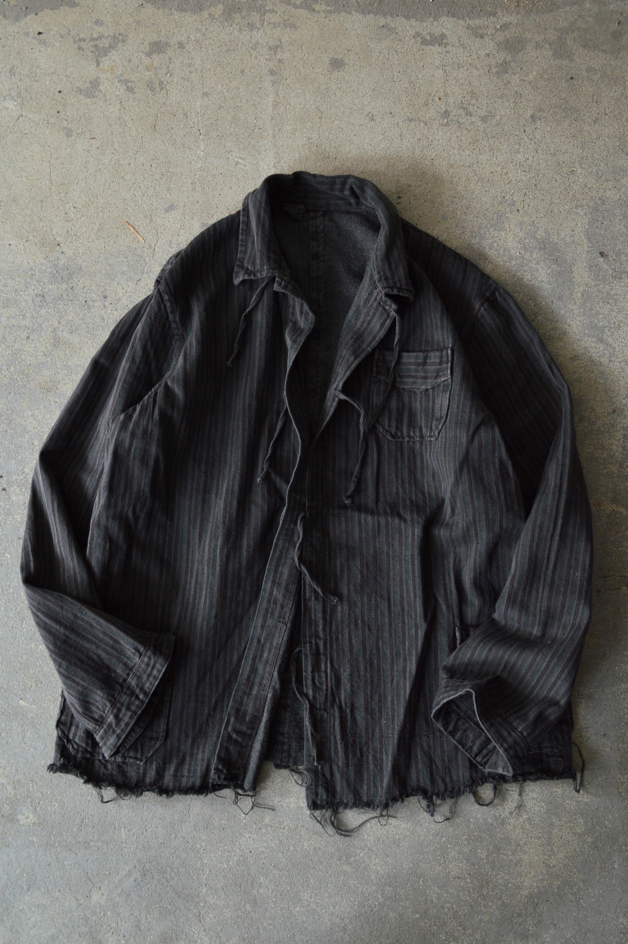 VENTITANK PROJECT Bulgarian Army 1950's-60's Dead Stock Custom Remade & Dyed Sumi Kuro Sleeping Shirt Jacket Type Red Multi3 ブルガリア軍 スリーピングシャツ ジャケット 50s 黒染め
