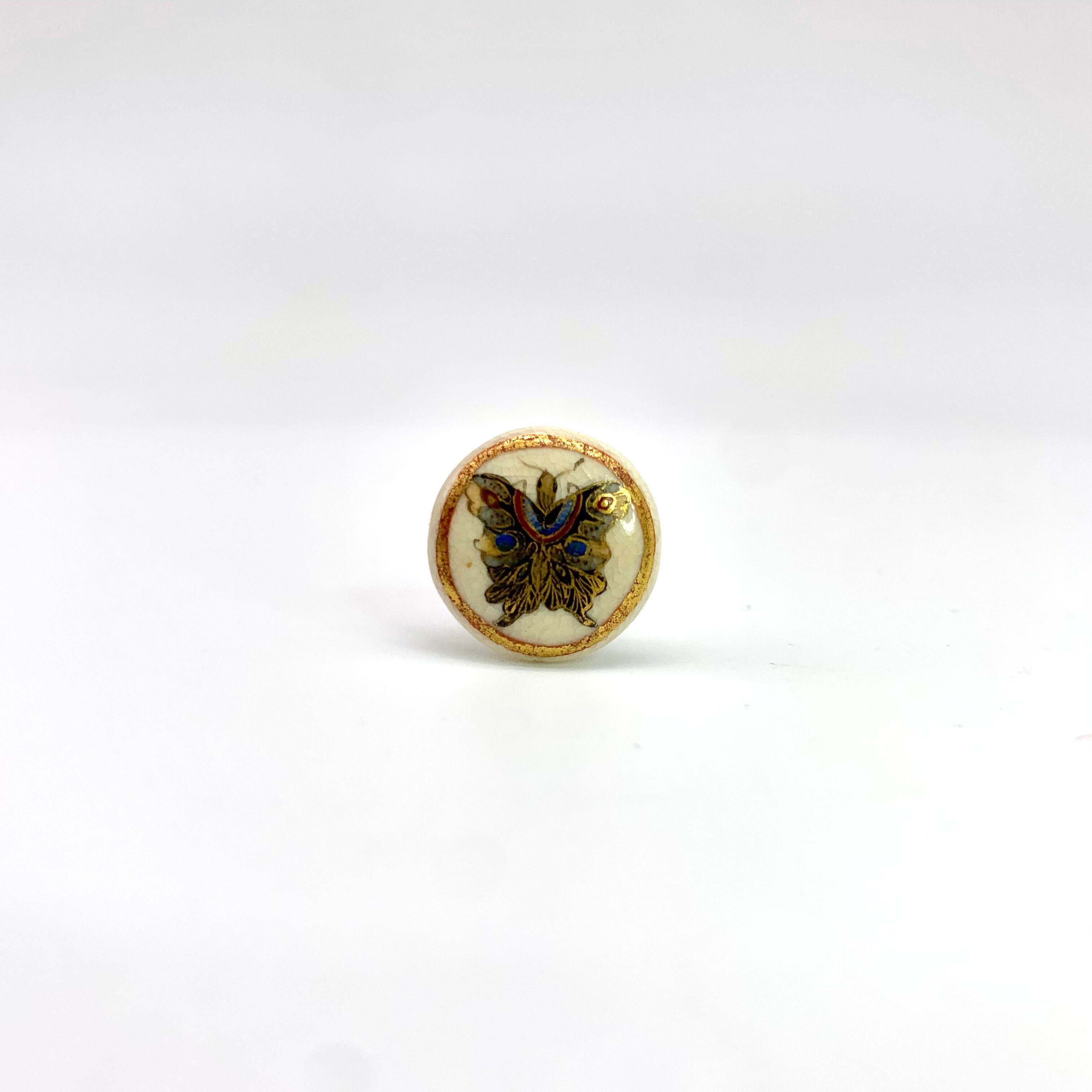 薩摩焼 蝶図 ボタン 小 明治時代 | Gallery 執月