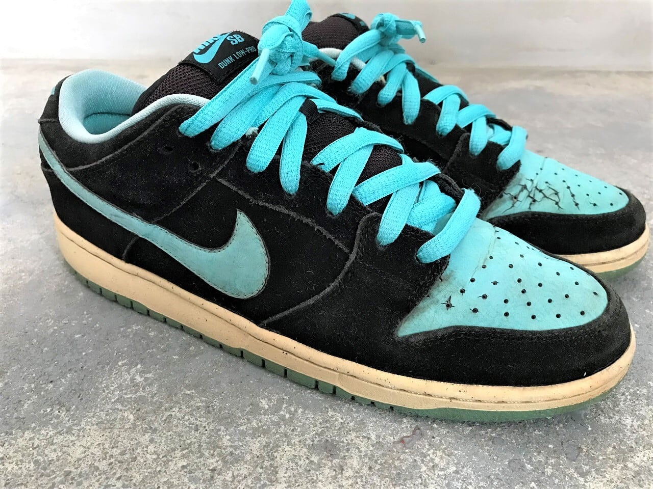 2012 NIKE DUNK LOW PRO SB BLACK/CLEAR-JADE/WHITE | AFTER DARK