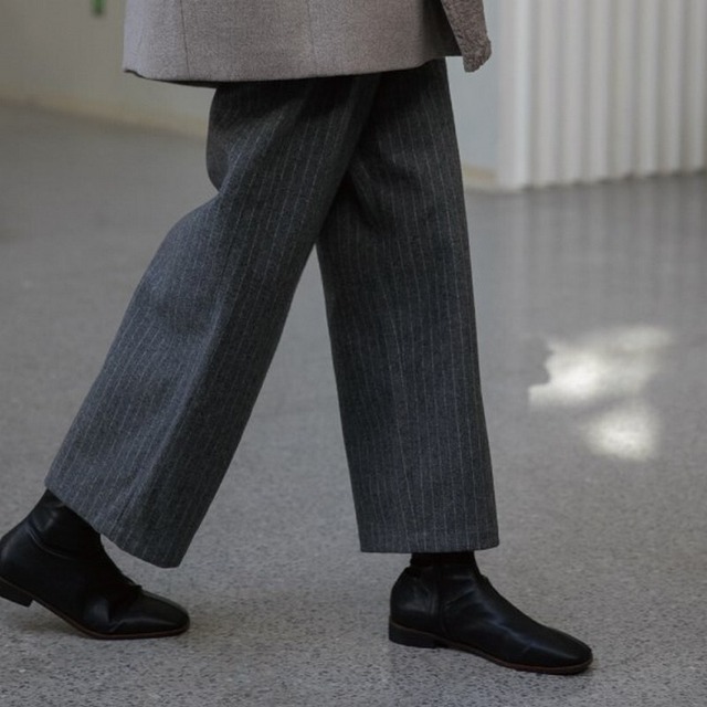ウールカジュアルワイドパンツ