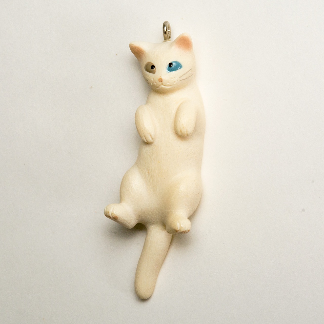 ペットラバーズ 猫どん LadyCat vol,7 白 ビーズ ストラップ N-2706