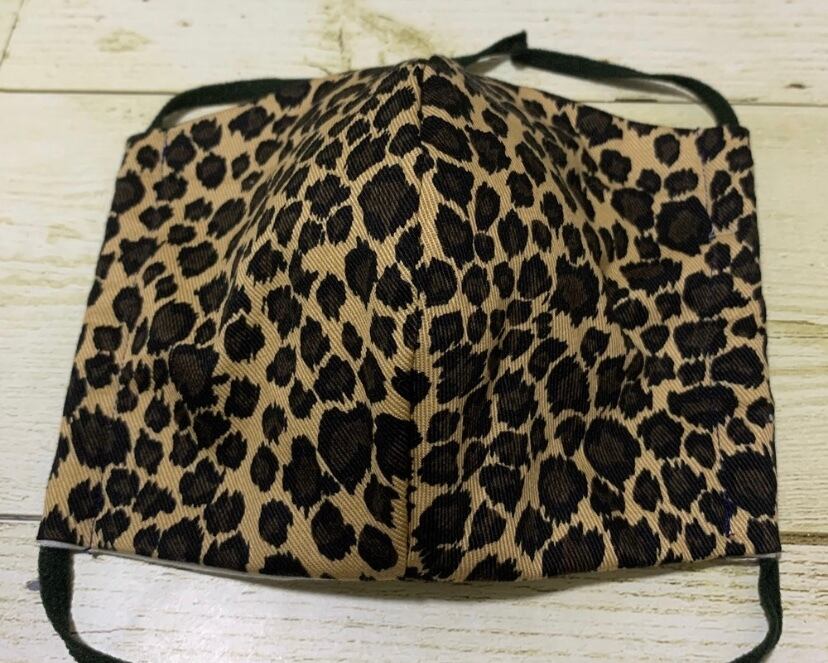 No.319 オーダーマスクハンドメイドマスク牛カウ黒地白地