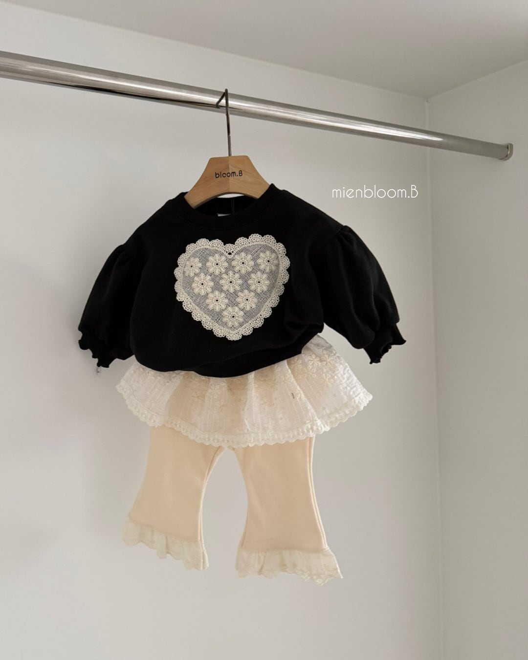 送料無料【予約】/ baby テンシャルレーススカート / mienbloom