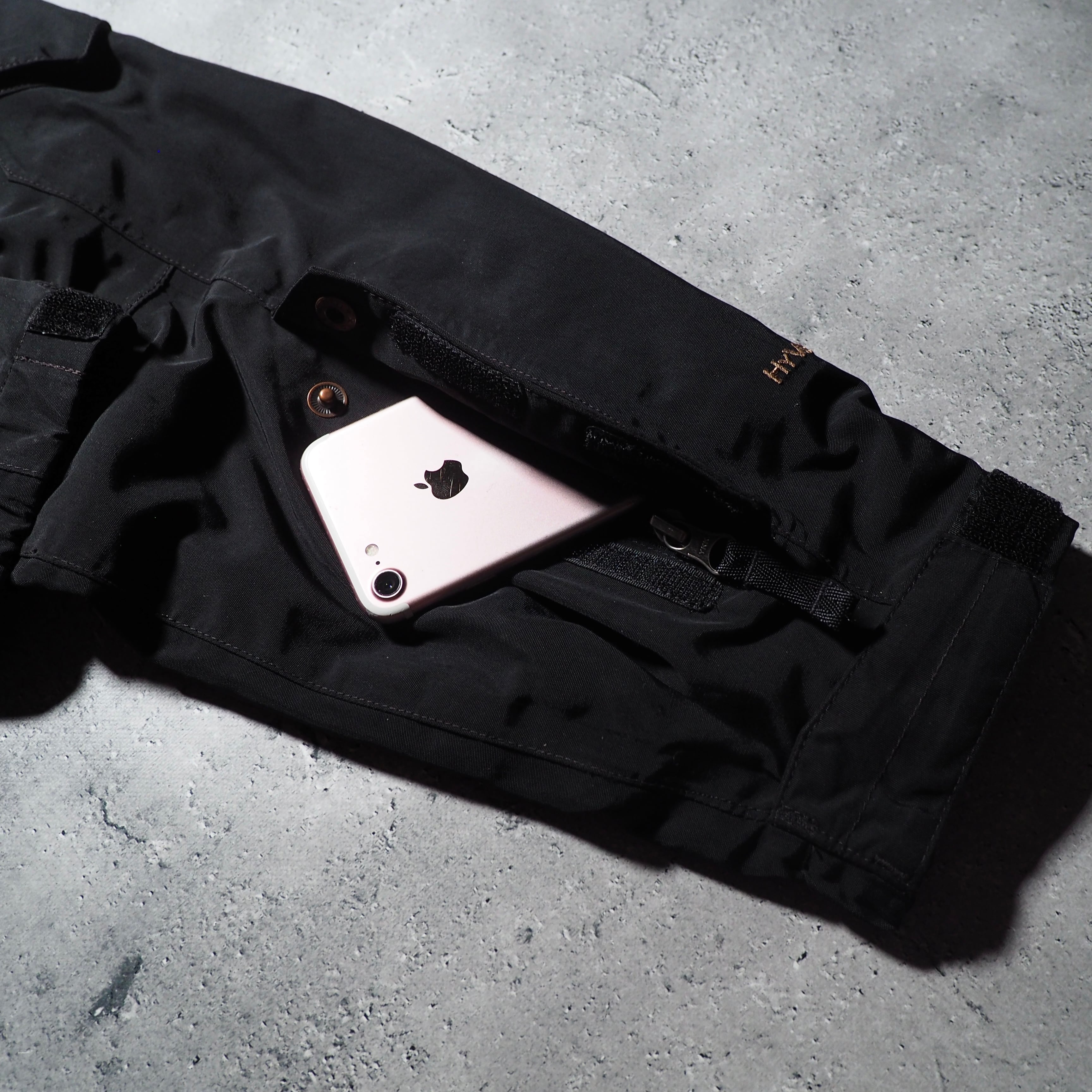 ” THE NORTH FACE - HYVENT ” Black Nylon technical mountain gear jacket