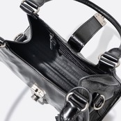 PRADA スモール レザー トートバッグ ブラック