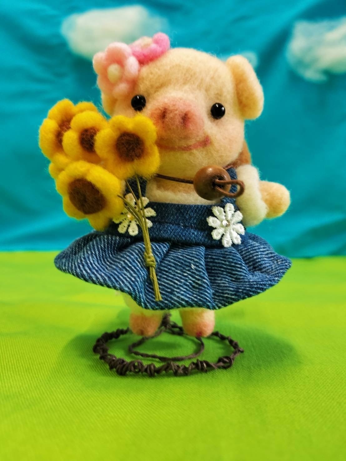 羊毛フェルト うさぎのアート作品 rika-smallworld 羊毛フェルトのうさぎ | うさぎセレクト