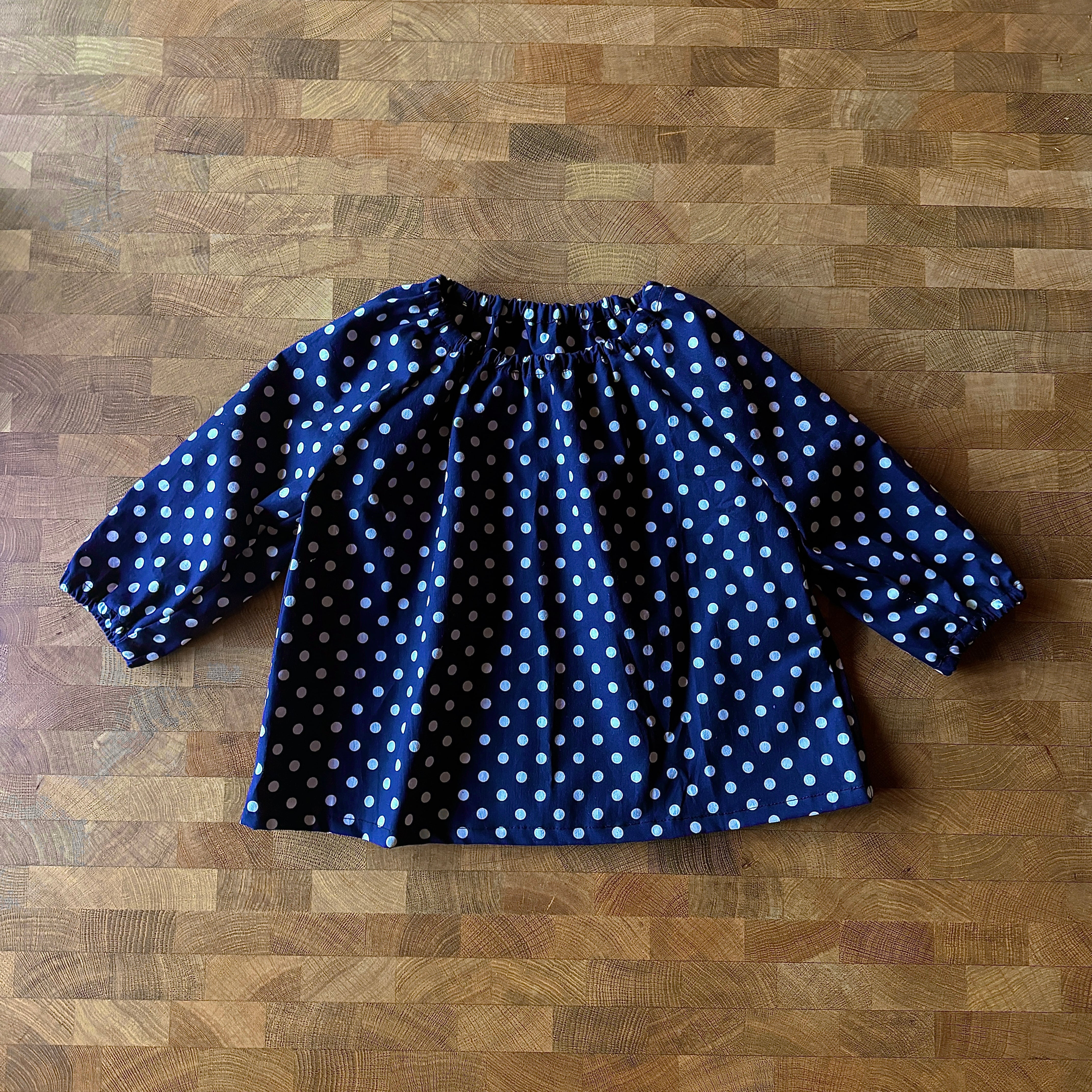 スモック✿水玉ネイビー | SAWANA