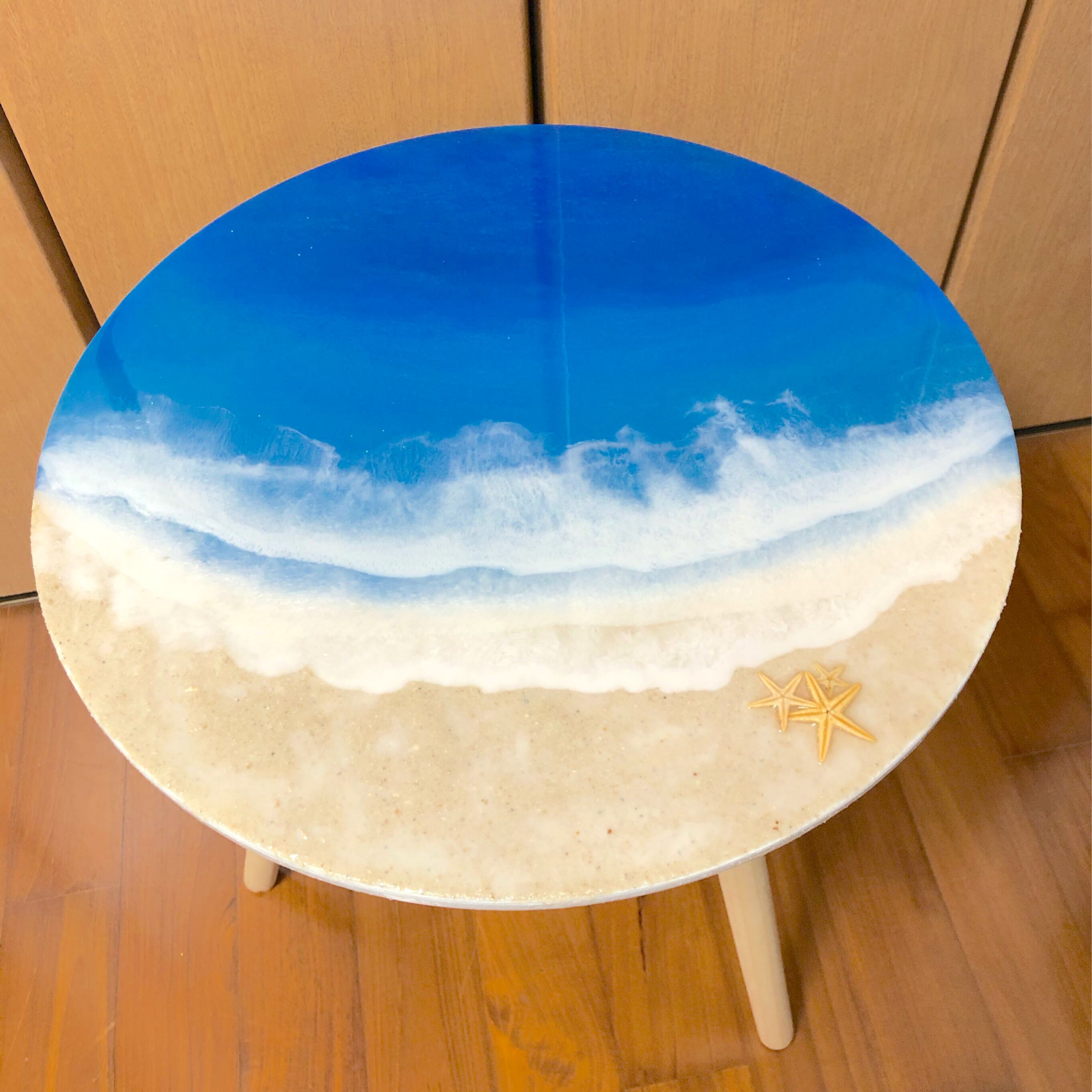 海のサイドテーブル(小さな海シリーズ)カフェテーブル収納あり フラット