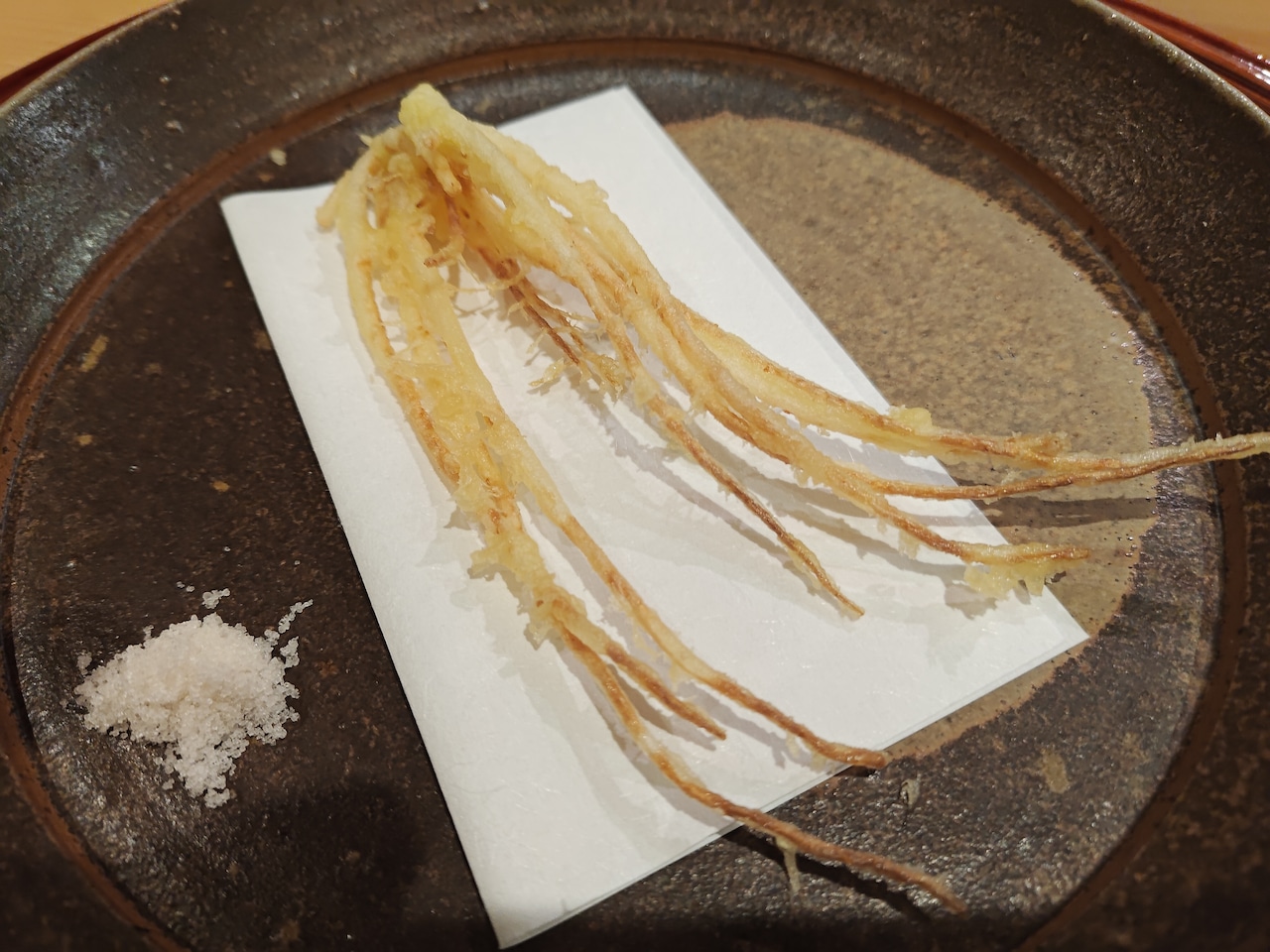 【希少野菜】根ニラ/長野県産/龍神様のひげ/ニンニク？ネギ？ニラ？500g