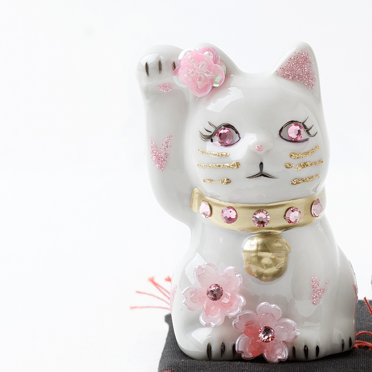 幸運招き猫 / ペア猫 / SAKURA / Mサイズ / 座布団付き / 白(WHITE) - 2