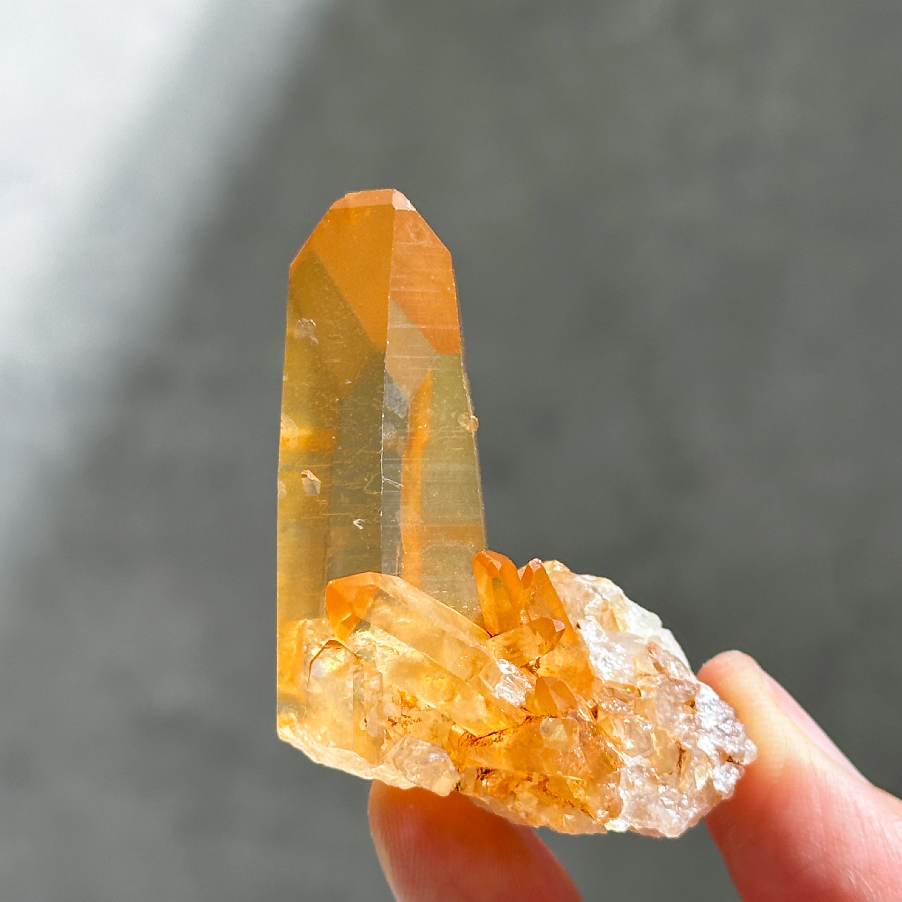 ミナスジェライス産タンジェリンクォーツ クラスター23◇ Tangerine