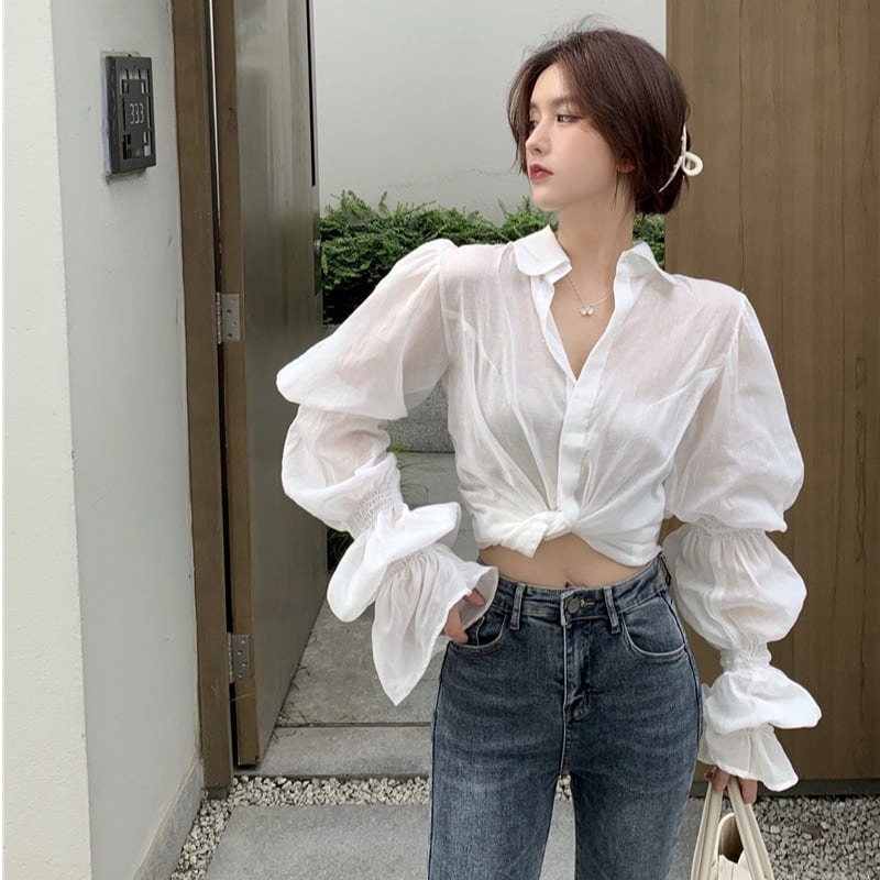 レトロな白いパフスリーブシャツ女性の夏の長袖シャツ2020新しい薄いデザインのニッチトップス ブラックストロベリース62720147312