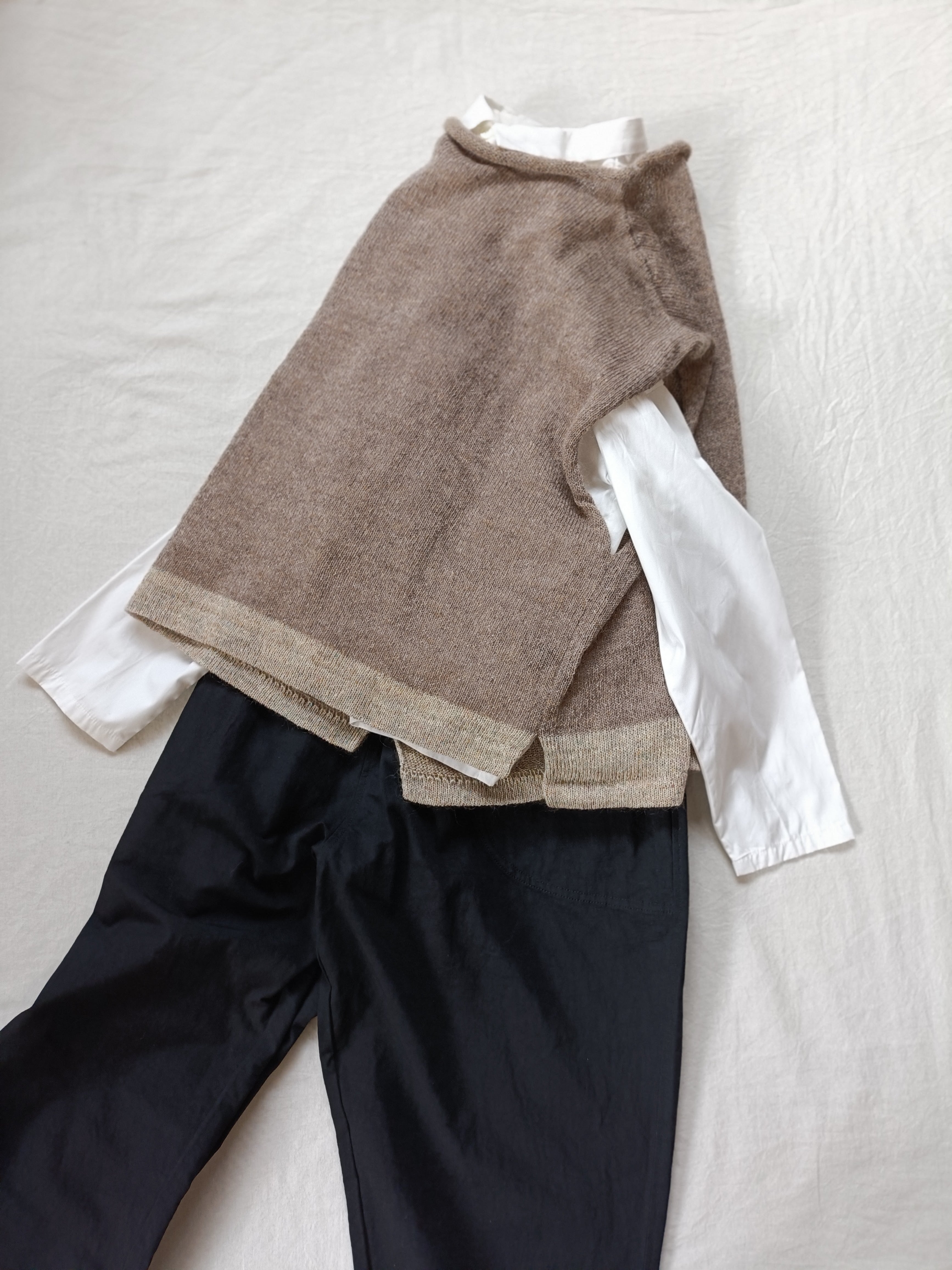 楽だけどシルエットシュッとしてる黒パンツ Cotton House Aya | 工房