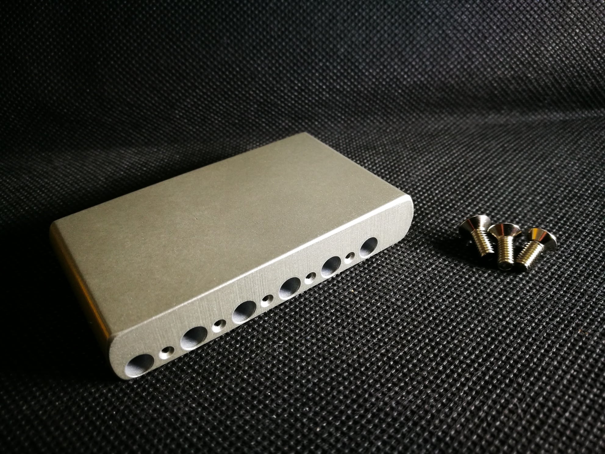 スチール製 トレモロ・ブロック 11.3mm