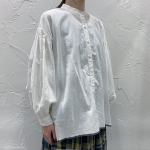 maison de soil VINTAGE LOOM HEAVY COTTON WITH SELVEDGE OVERDYE BANDED COLLAR SHIRT WITH MINI PINTUCK