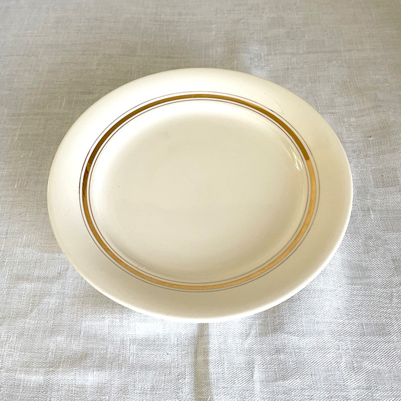 ゴールドラインのコンポート　コンポティエ　アイボリー　シンプルデザイン　Villeroy & Boch　ビレロイボッホ 12twcy12