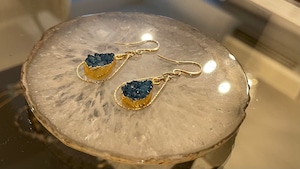 《druzy》ティアドロップドゥルージーのピアス