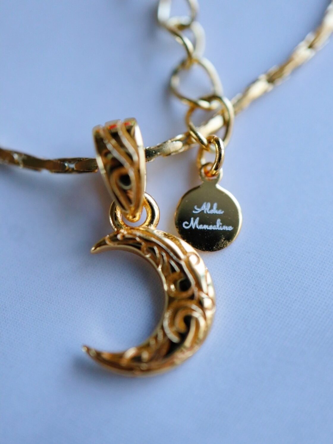 Mahina moon necklace Hawaiianjewelry (ハワイアンジュエリー月 