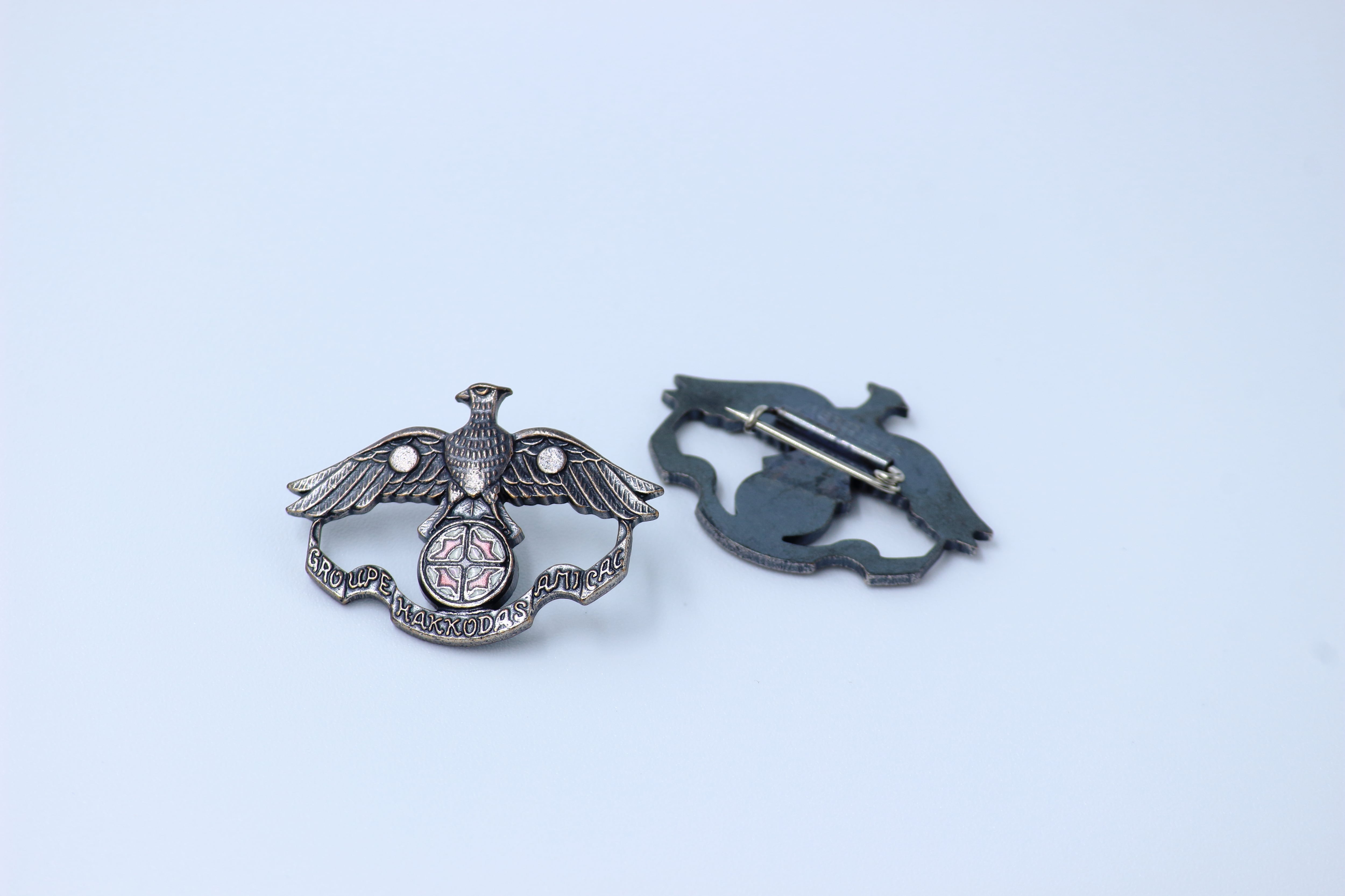 エイトマンバッチ 棟方志功バッチ | 酸ヶ湯温泉・八甲田ホテル 公式オンラインショップ