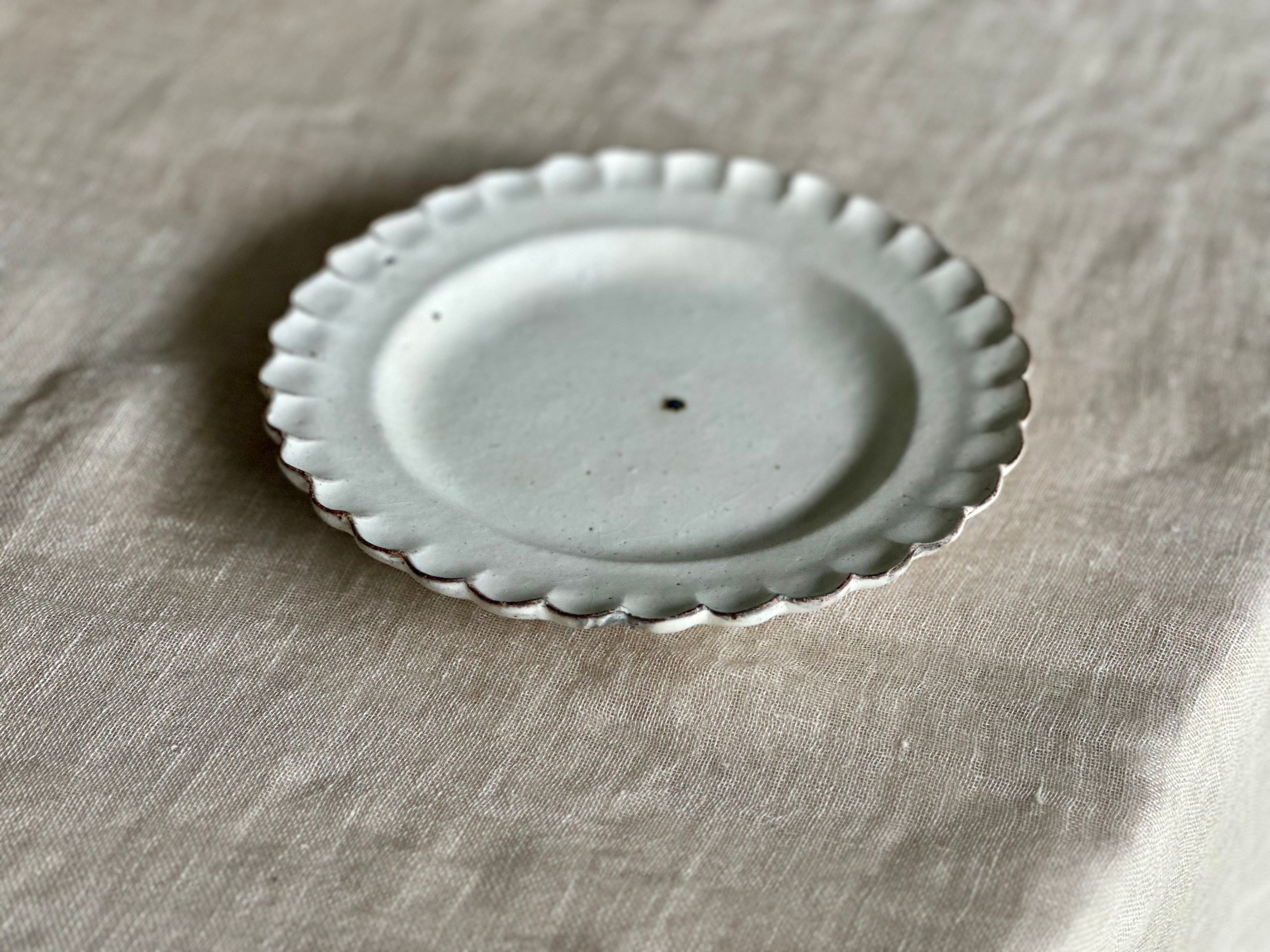 Shiromoegi 小菊プレート(中サイズ)