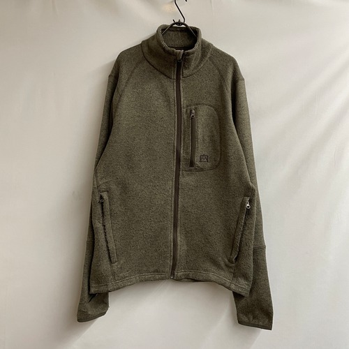 Avalanche ジップトレーナー