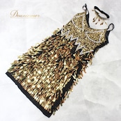 社交ダンス 衣装 ラテン ドレス ワンピース ステージ衣装 パーティドレス レディース金 黒 スパンコール ゴールド系 ブラック系 チョーカー 華やか デザイン 豪華 きらびやか 印象 おしゃれ ショートドレス フォーマル 謝恩会 お誕生日会 クリスマス パーティー 衣装 ブラック ゴールド レース 伸縮性 体型カバー 夏服 プロムドレス セクシー レディースファッション 反射光 ドレッシー 派手 目を引く