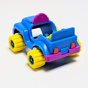 ☆ VINTAGE 1988 ☆【 McDonald's  ( マクドナルド ) 】1988年マクドナルドミールトイ 『 Garfield in 4-wheeler（ガーフィールド イン フォーウィラー）』〜ジープに乗ったあいつ(笑)〜 / ミールトイ / ハッピーミール 〚アメリカン雑貨 アメトイ〛