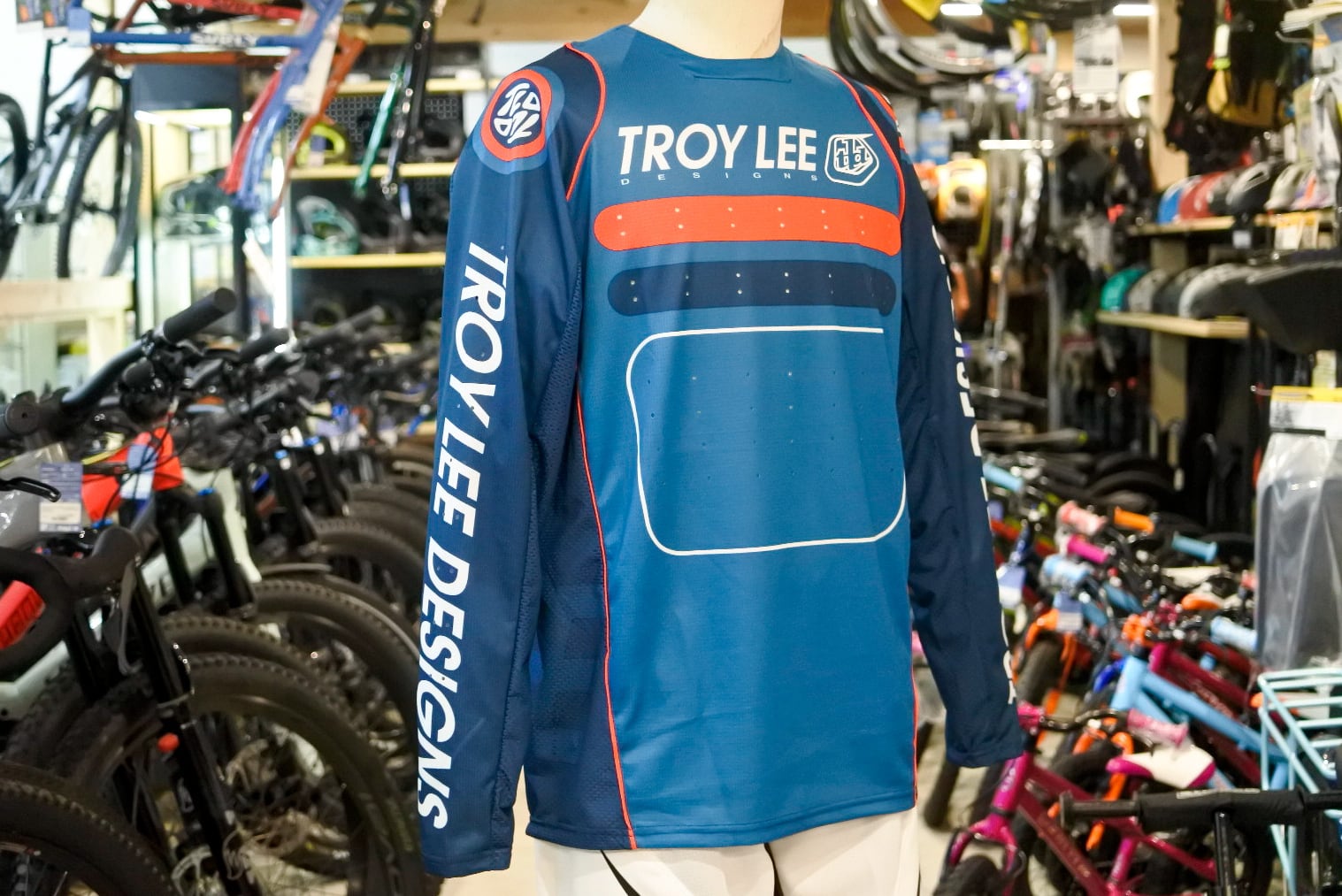 Troylee Designs flowline groves M カモ　新品