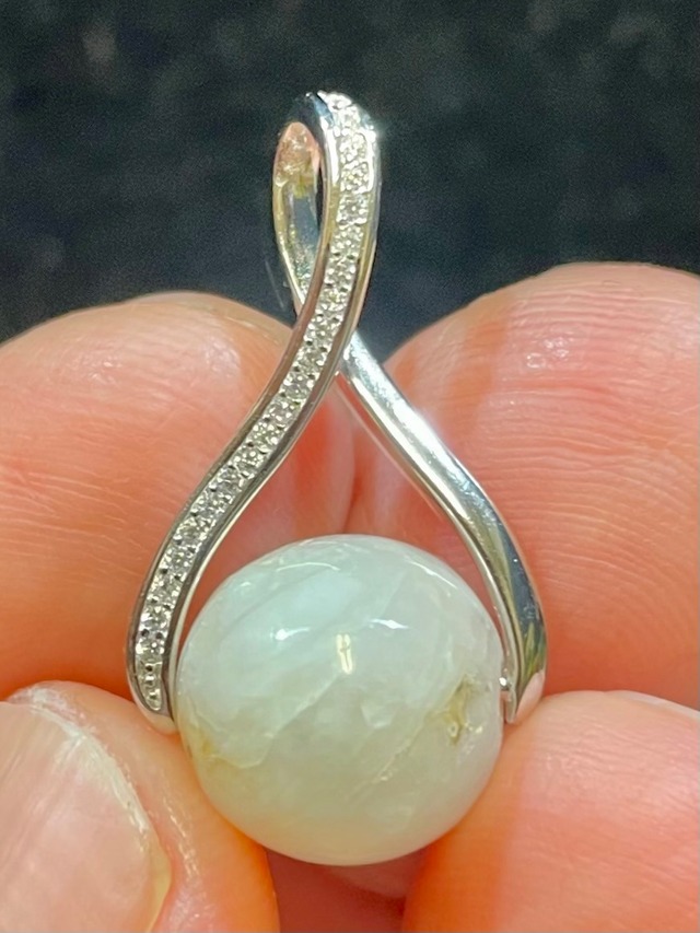 3) マウントシャスタ「レムリアン・フェアリー」クオーツ12mm＊メビウス・シルバーPT