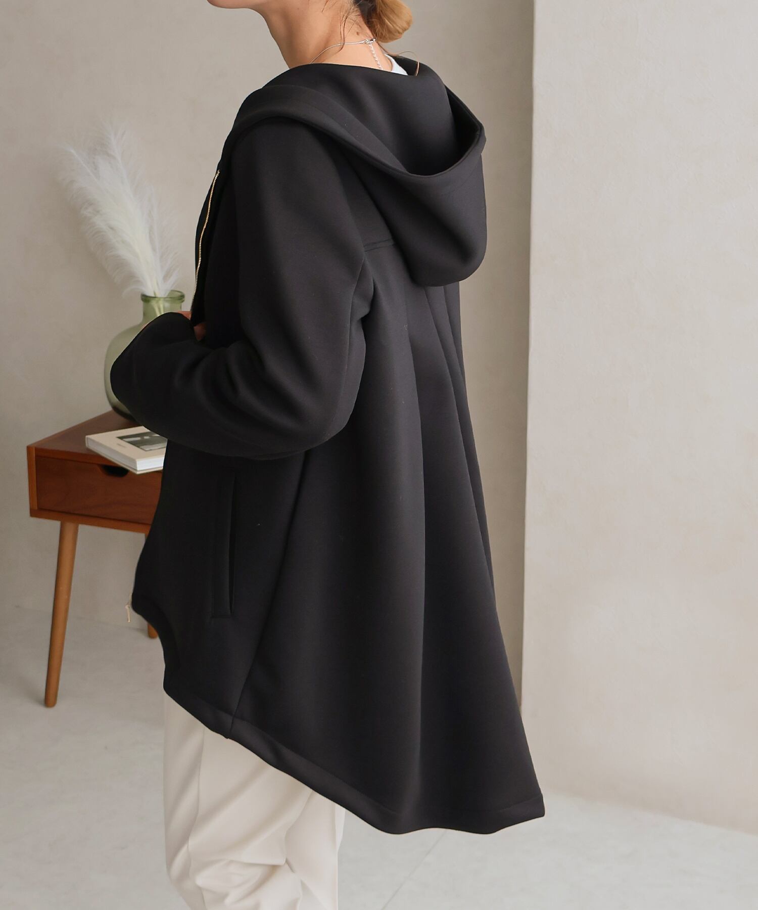 バックフレアパーカー | SocialGIRL（ソーシャルガール公式）