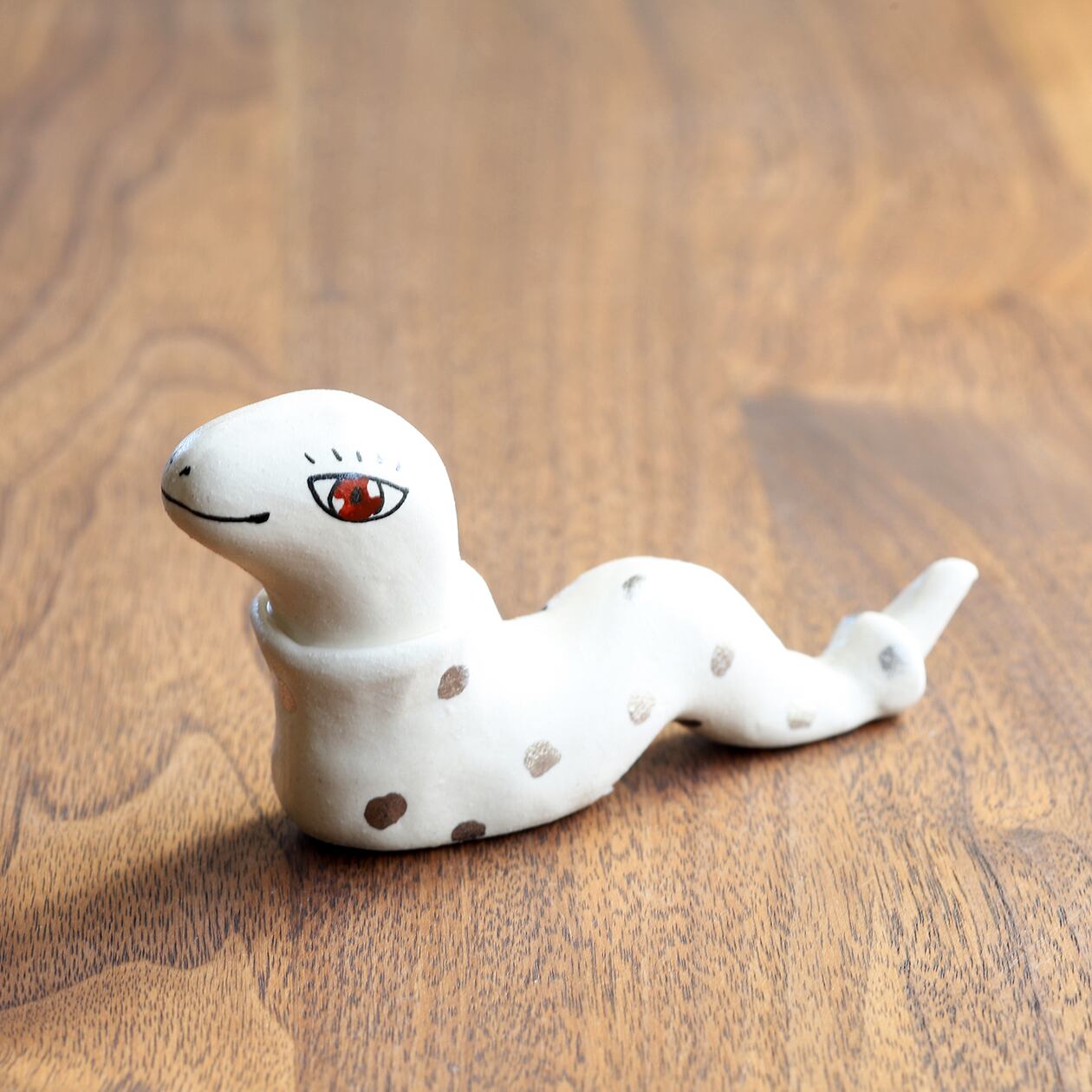 山口祥治 干支フィギュア 巳(ヘビ)「ニョロゾ ビアンコ NB-43」 工房:喜鶴製陶(有田焼)