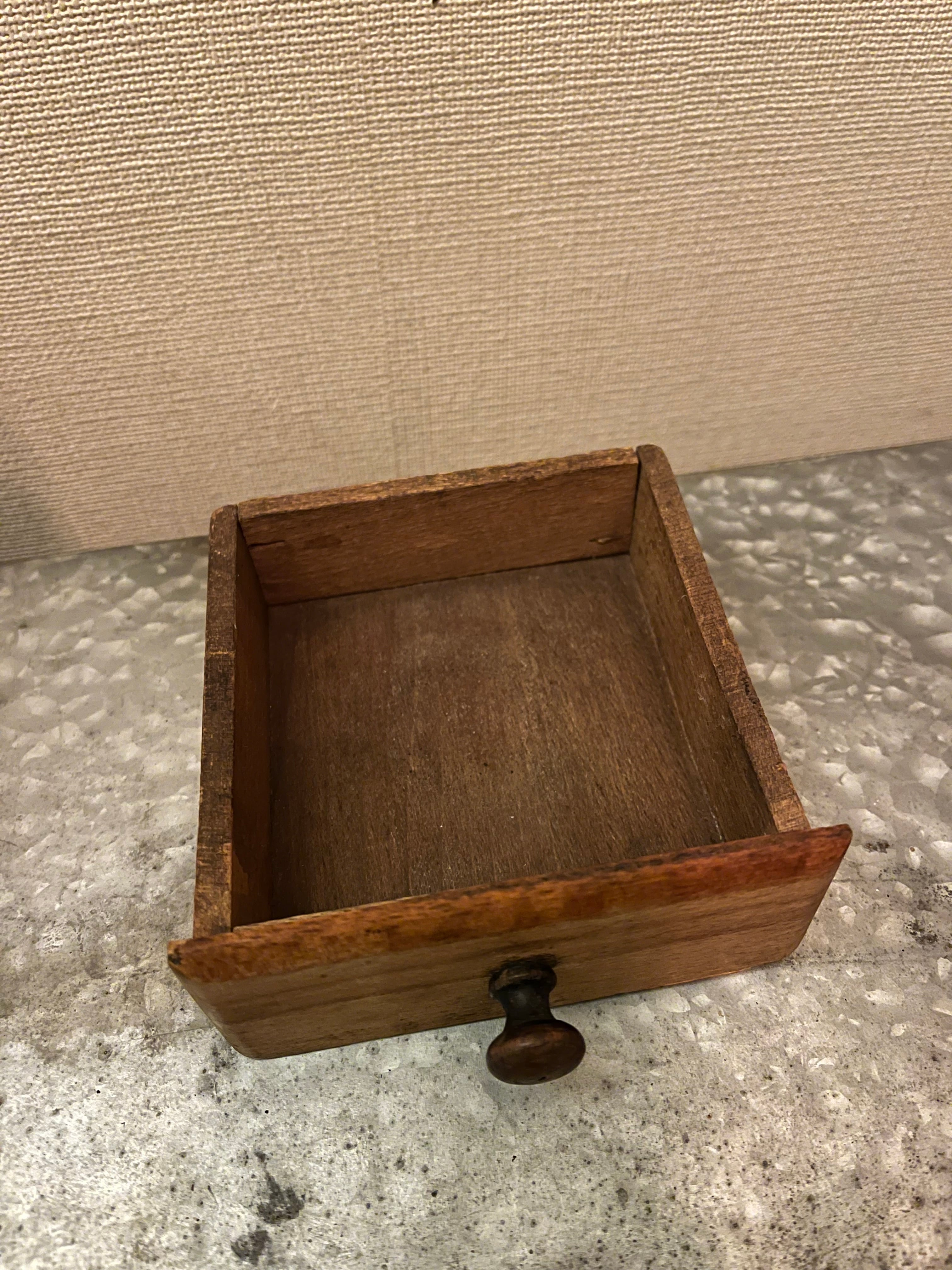 Coffee Mill antique＜コーヒーミル・木製ミル・古道具・アンティーク