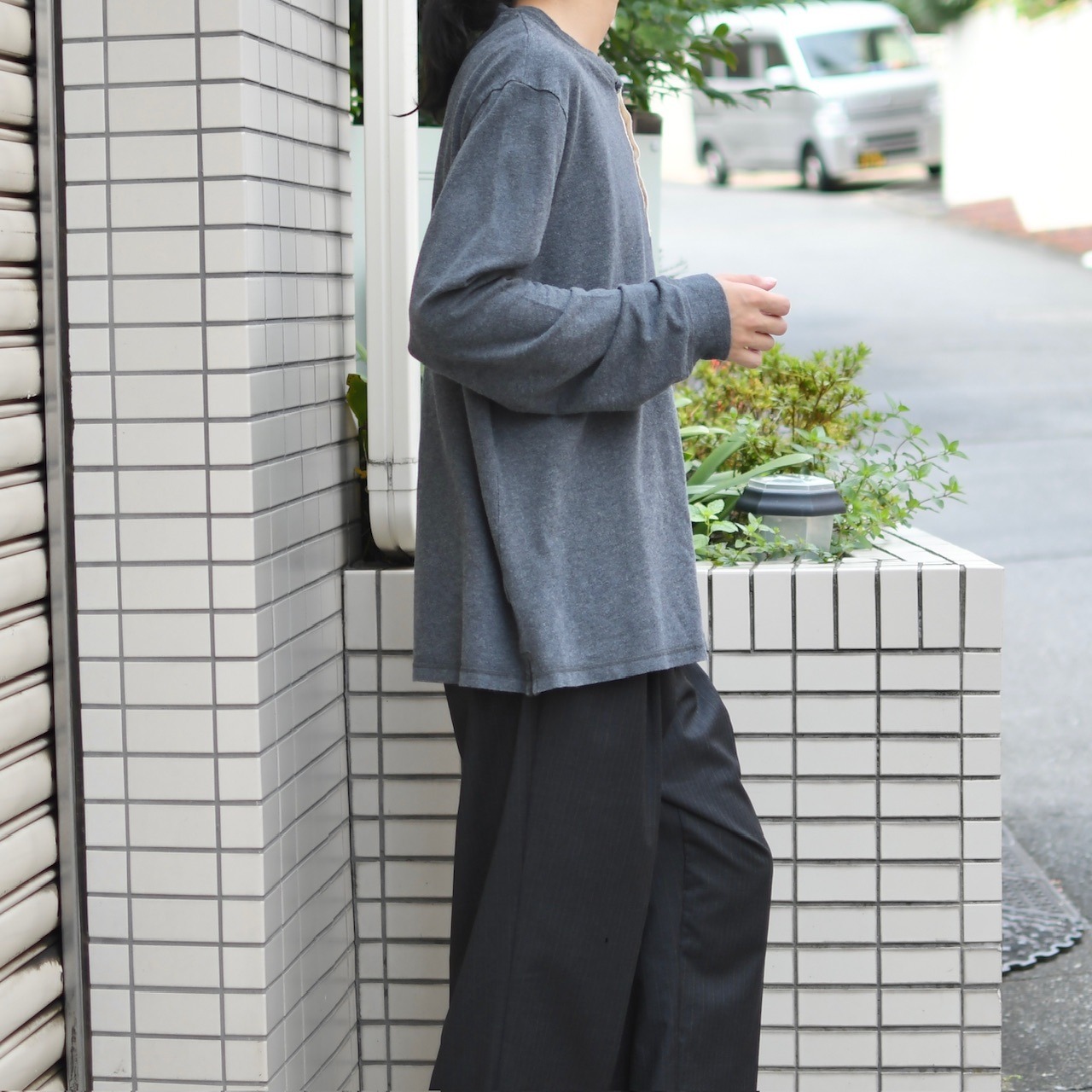 henry neck long sleeve tee charcoal gray
